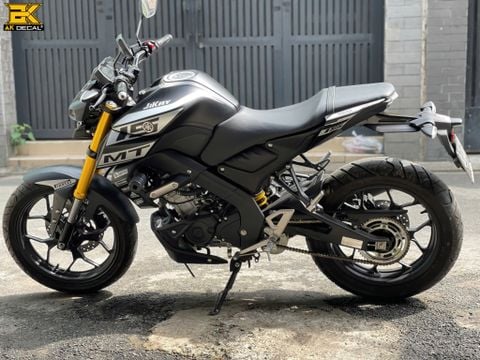 YAMAHA MT15 - 525