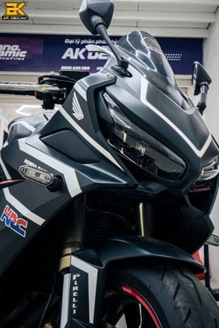 HONDA CBR 650R - 1825