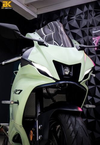 YAMAHA R7 - 1625 wrap Green