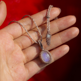 Vòng cổ đá mặt trăng moonstone cho nữ, trang sức macrame thủ công với đá tự nhiên