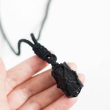 Vòng cổ đá black tourmaline cho nam