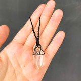 Vòng Cổ Macrame Bọc Nửa Đá Tự Nhiên - Kết Hợp Tinh Tế Và Sang Trọng