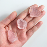 Đá Thạch Anh hồng thô - raw rose quartz tự nhiên 100% năng lượng tình yêu và tích cực, trưng bày và làm trang sức size 3-5cm