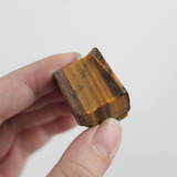 Đá mắt hổ thô - raw tiger eye stone năng lượng bảo vệ, size 4cm