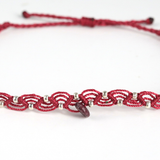 Vòng chân macrame và hạt đá garnet kiểu boho