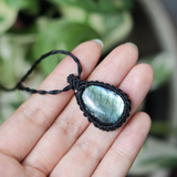 Vòng cổ đá xà cừ labradorite ánh lửa màu xanh rực rỡ, trang sức đá năng lượng phong thủy