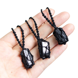 Raw Blacktourmaline macrame necklace | Vòng cổ macrame đá thô Tourmaline đen