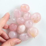 Đá thạch anh hồng mài - tumbled rose quartz, năng lượng tình yêu