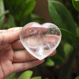 Trái tim đá thạch anh trắng - clear quartz heart