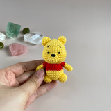 Gấu Pooh amigurumi làm thủ công tỉ mỉ bằng len, tiny crochet