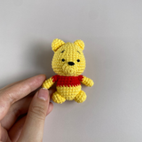 Gấu Pooh amigurumi làm thủ công tỉ mỉ bằng len, tiny crochet