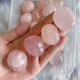 Rose quartz tumble stone | Đá thạch anh hồng