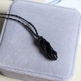 Vòng cổ macrame black obsidian