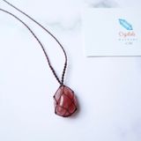 Strawberry quartz macrame necklace | Vòng cổ macrame đá thạch anh dâu tây
