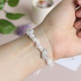 Vòng tay hạt nhuyễn đá Rainbow Moonstone giúp tập trung cho học tập