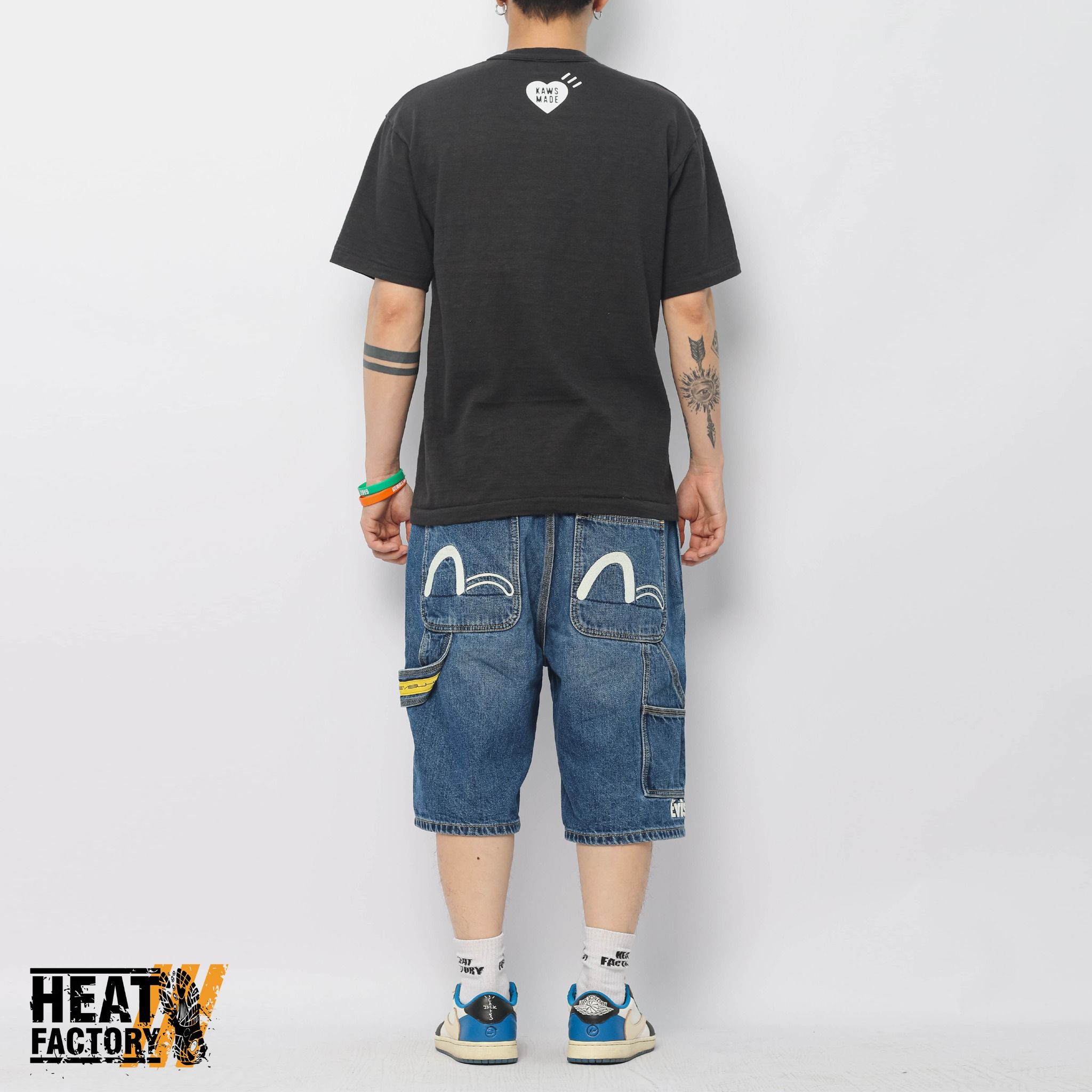  Human Made x Kaws Tee Heart Graphic #1 ( Black ) 