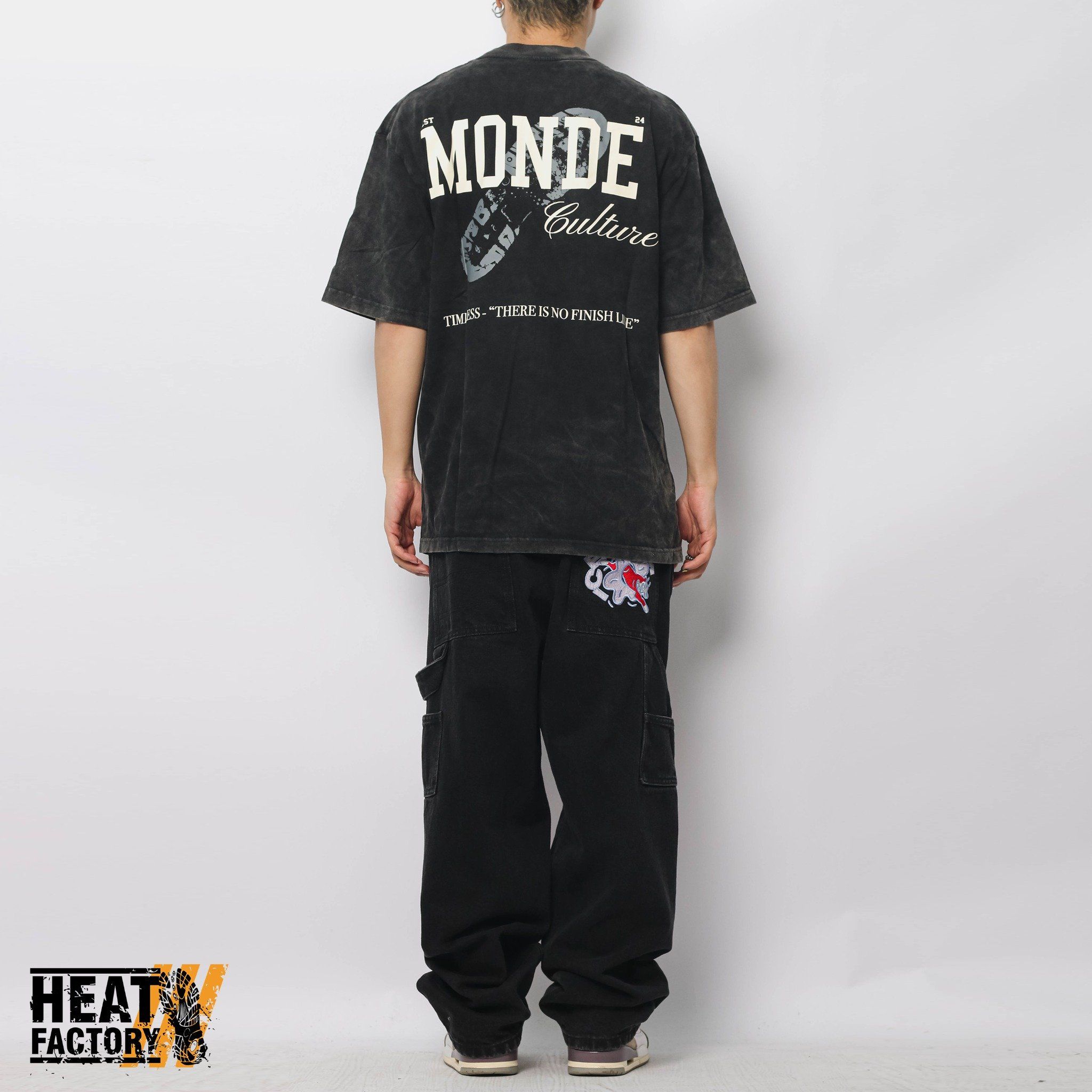  Heat Factory Tee Monde (Black) 