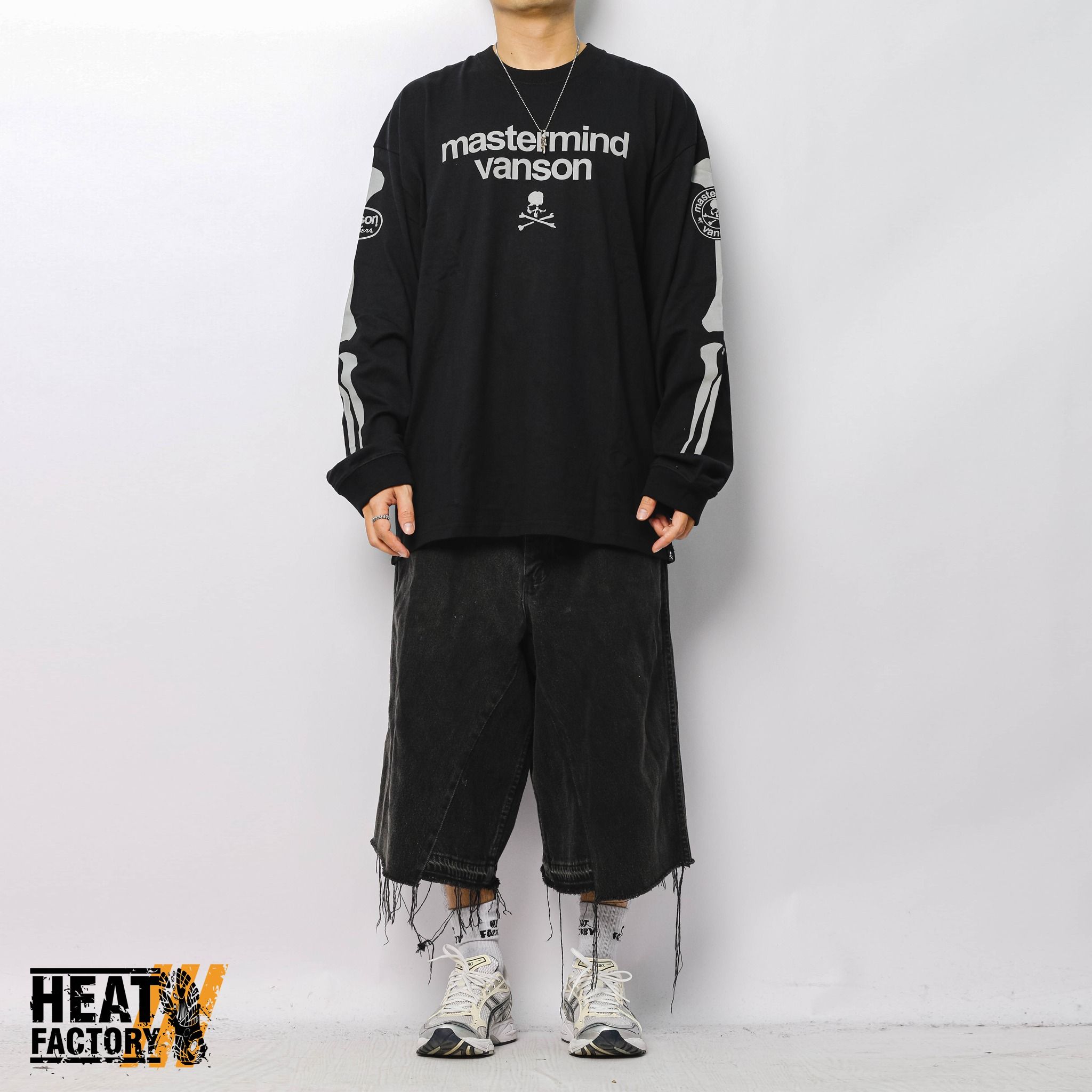  Mastermind World x Vanson Longsleeve Tee Bone (Black) 