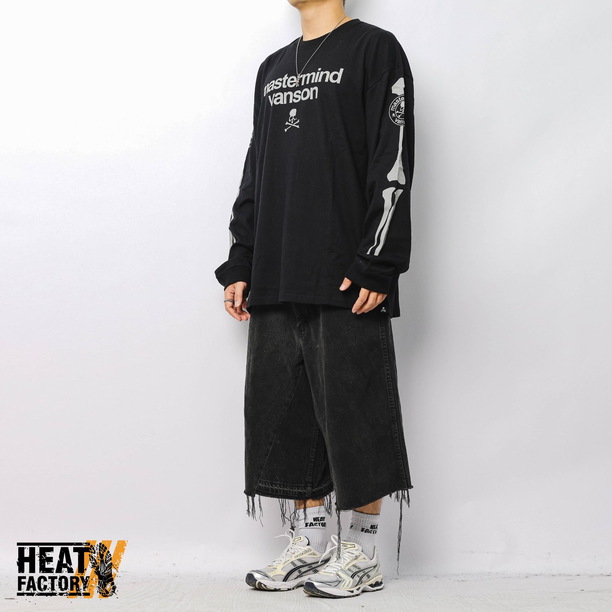  Mastermind World x Vanson Longsleeve Tee Bone (Black) 