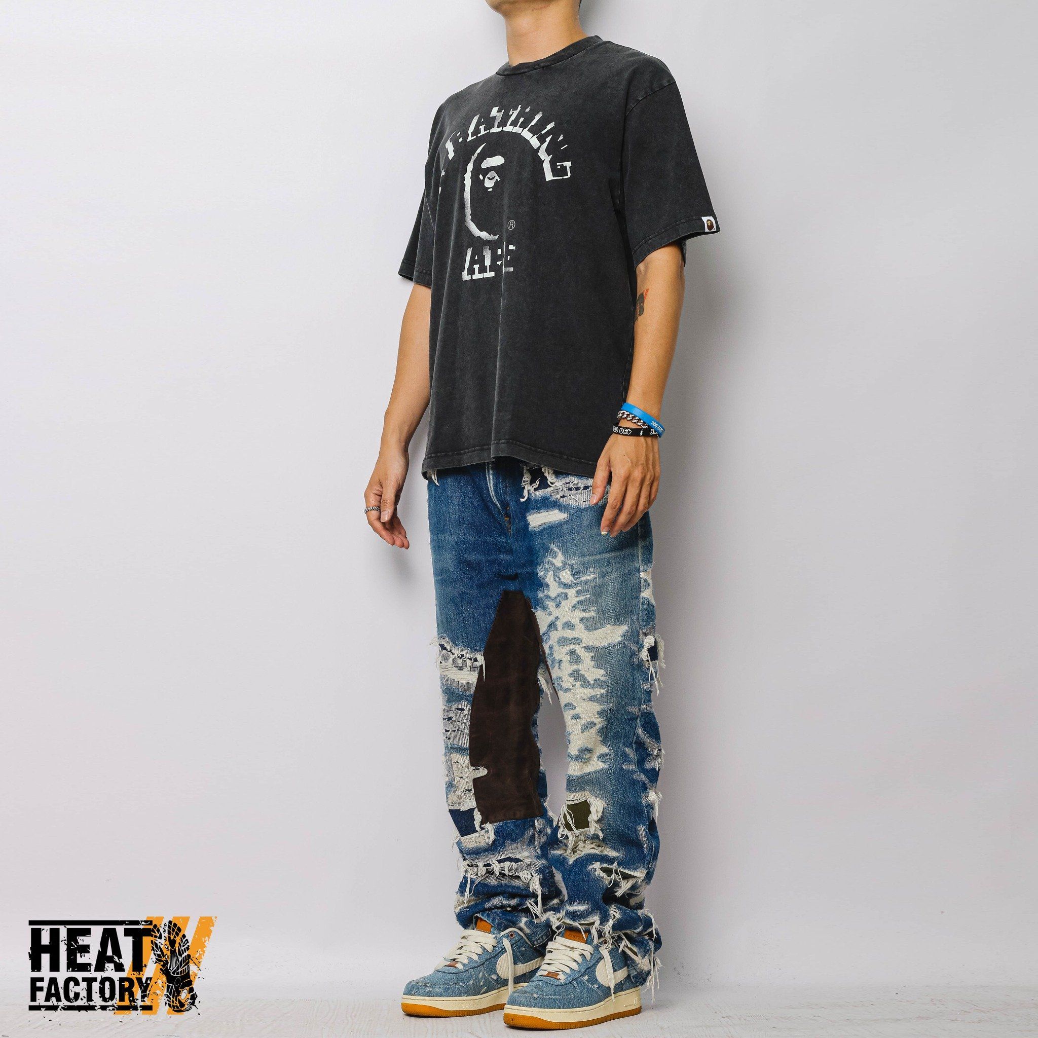  Bape Tee Garment Dye Spray Print College (Black) 