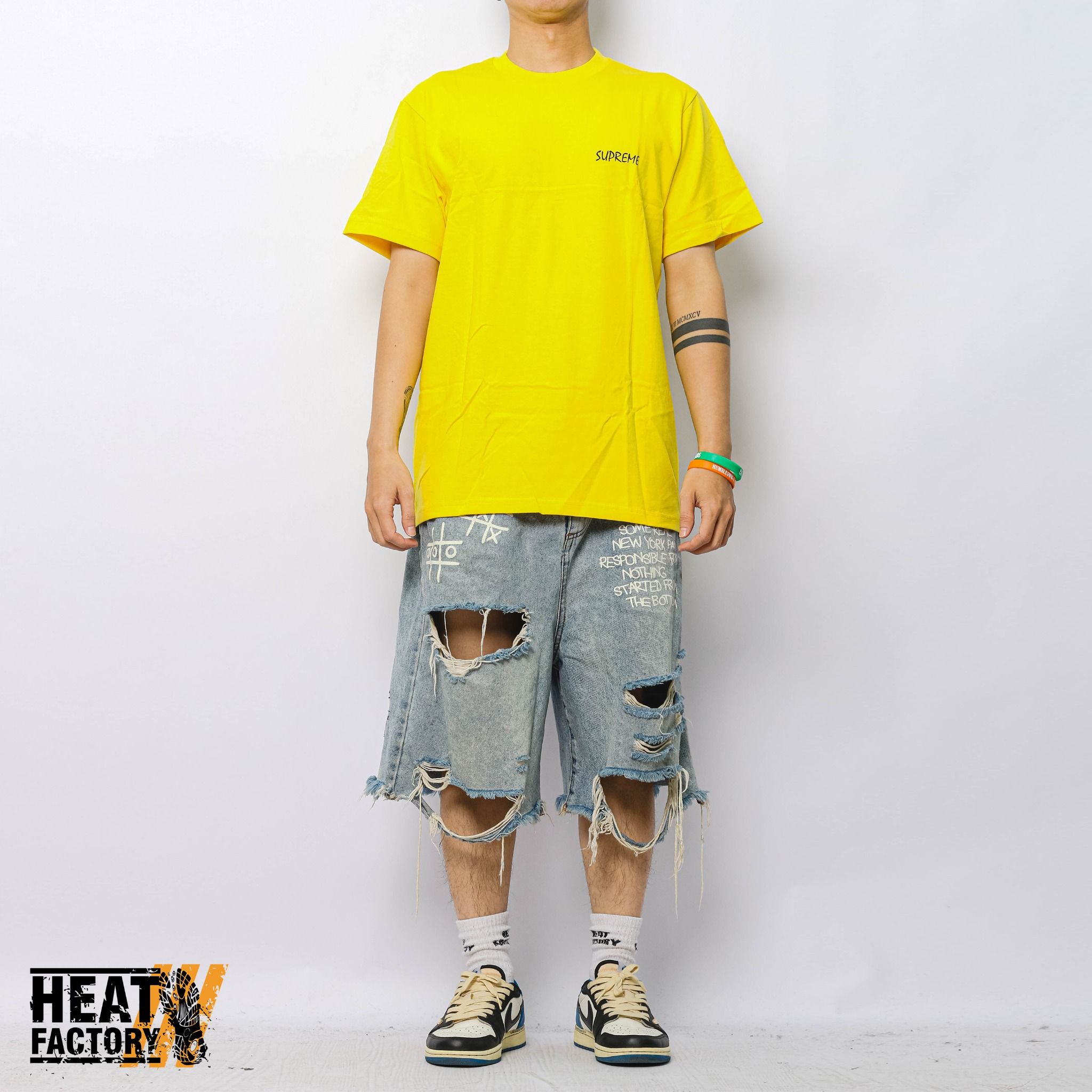  Supreme Tee Black Cat (Yellow) 