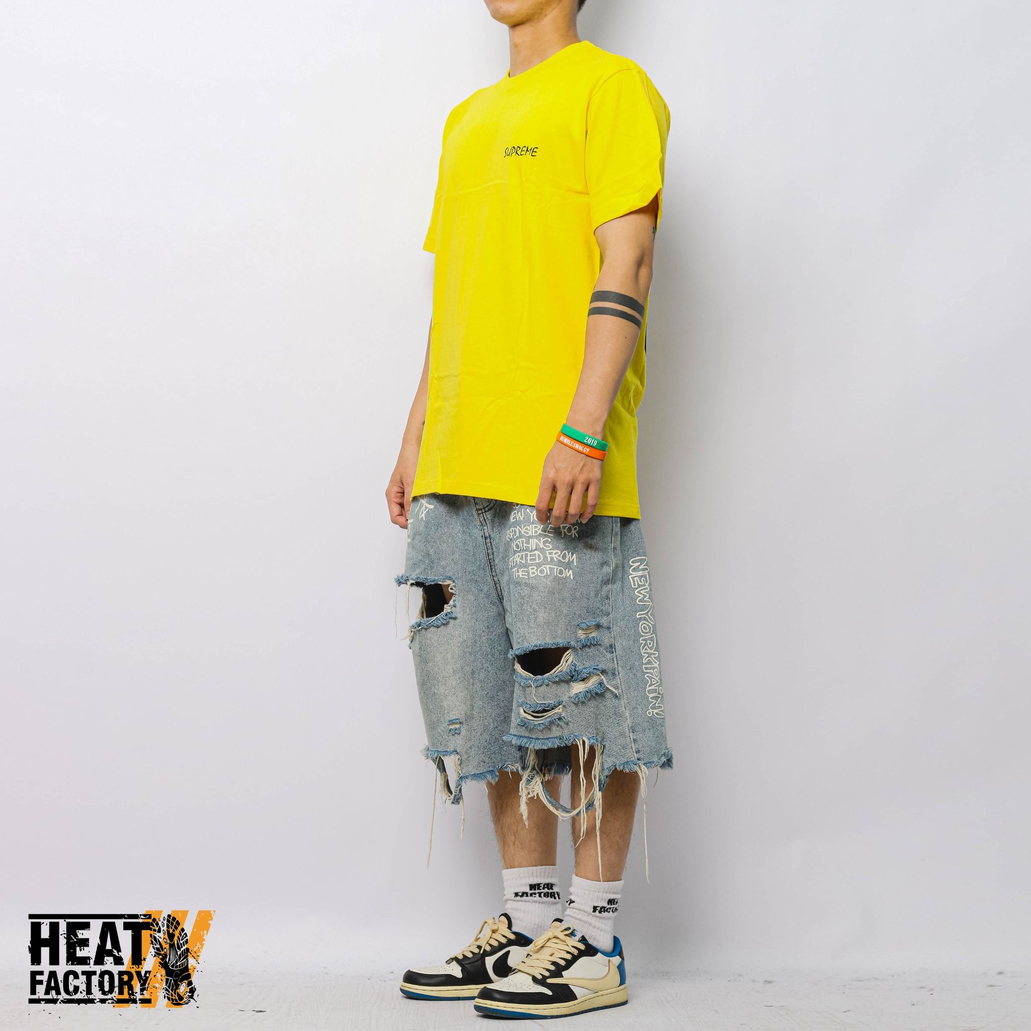  Supreme Tee Black Cat (Yellow) 