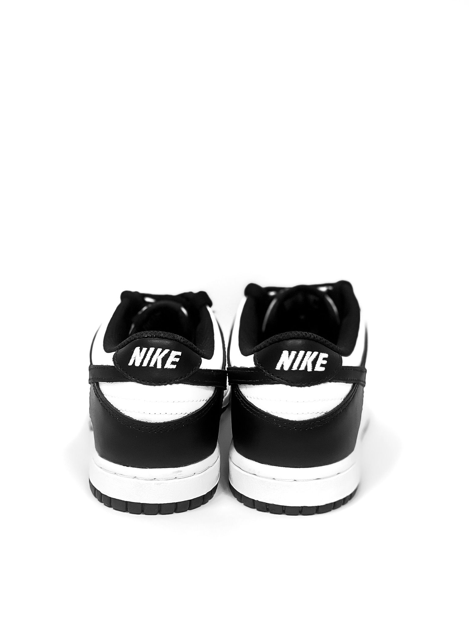  Nike Dunk Low Kid Black & White 