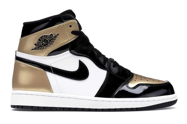  Jordan 1 High Gold Toe 