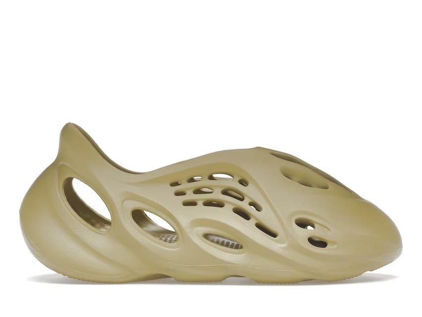  Yeezy Foam Runner Sulfur 