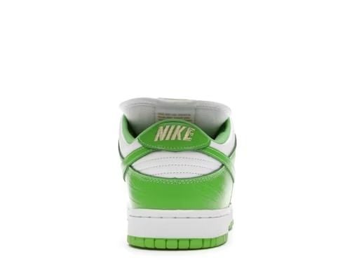  Nike SB Dunk Low x Supreme Stars Green 