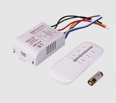 Công tắc điều khiển từ xa sóng radio RF 4 cổng, điều khiển được 4 thiết bị cùng một lúc