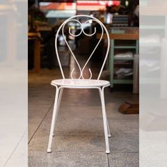 GHẾ SẮT NGOÀI TRỜI MÀU TRẮNG