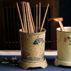 ỐNG ĐỰNG ĐŨA HOẠ TIẾT CÁ