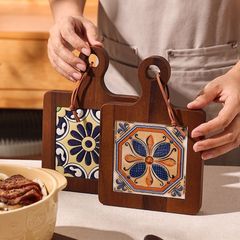 MIẾNG LÓT NỒI GỖ MẶT SỨ HỌA TIẾT VINTAGE