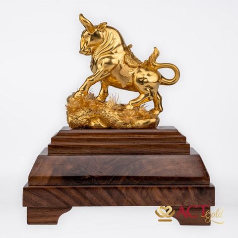 Quà tặng Tượng Trâu dát vàng 24k ACT GOLD ISO 9001:2015 (Mẫu 5)