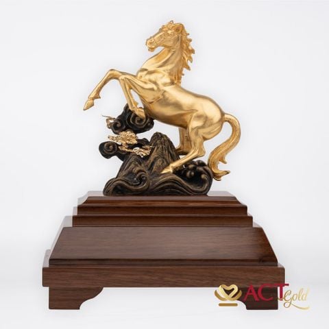 Quà tặng Ngựa Chiến dát vàng 24k ACT GOLD ISO 9001:2015