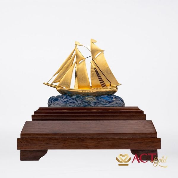 Quà tặng Thuyền Buồm dát vàng 24k ACT GOLD ISO 9001:2015