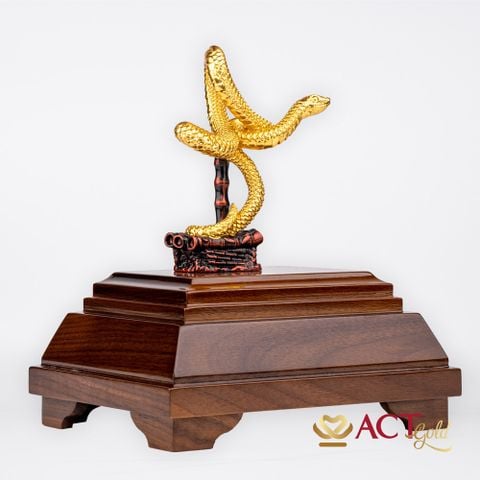 Quà tặng tượng rắn dát vàng 24k ACT GOLD ISO 9001:2015 (mẫu 1)