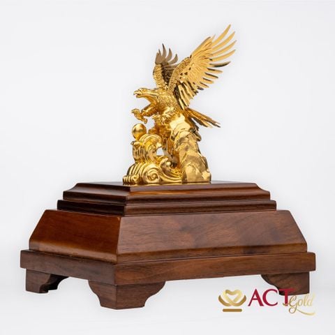 Quà tặng Đại Bàng dát vàng 24k ACT GOLD ISO 9001:2015 (Mẫu 4)