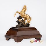 Quà tặng Ngựa Chiến dát vàng 24k ACT GOLD ISO 9001:2015