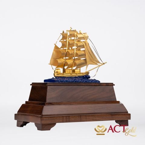 Quà tặng Thuyền Buồm dát vàng 24k ACT GOLD ISO 9001:2015 (Mẫu 27)
