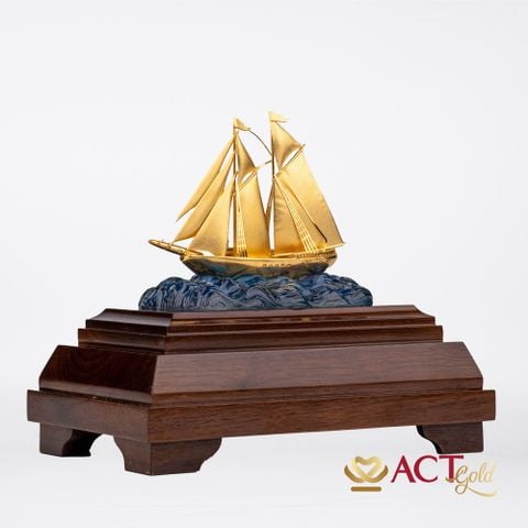 Quà tặng Thuyền Buồm dát vàng 24k ACT GOLD ISO 9001:2015