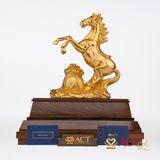 Quà tặng Ngựa Chiến Thắng dát vàng 24k ACT GOLD ISO 9001:2015 (Mẫu 2)