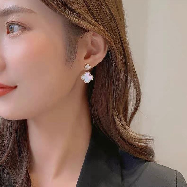  Bông tai Ivy 