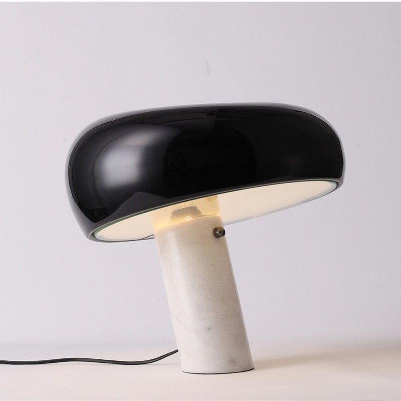 Snoopy Table Lamp Flos black