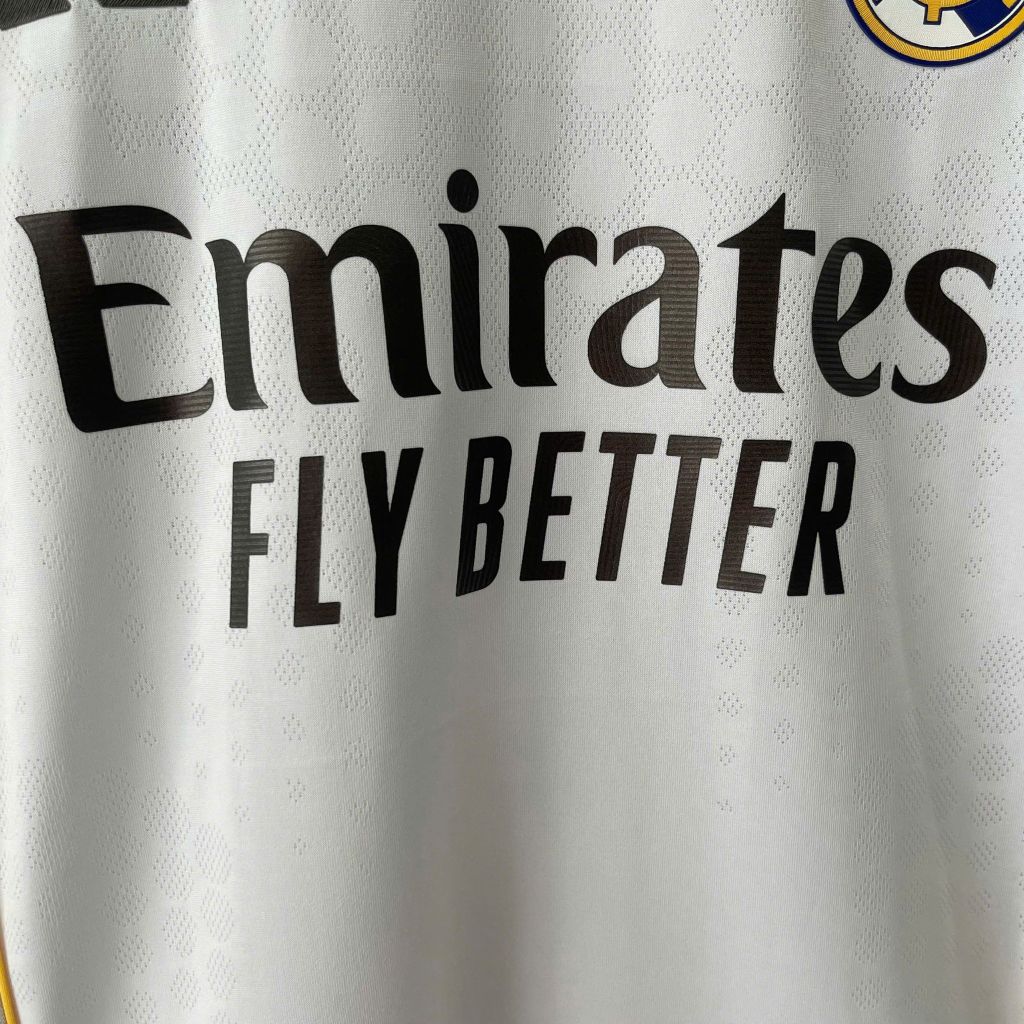 ÁO ĐẤU REAL MADRID 2025/26 HÀNG THÁI SÂN NHÀ TRẮNG PLAYER