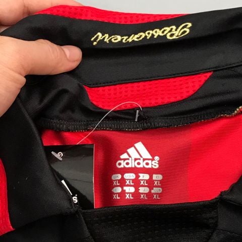 ÁO ĐẤU AC MILAN 2006/07 RETRO HÀNG THÁI SÂN NHÀ ĐỎ PHỐI ĐEN TAY DÀI