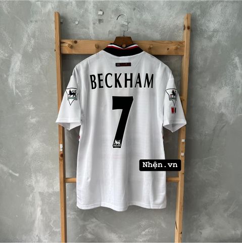 ÁO ĐẤU MANCHESTER UNITED 1997/99 RETRO HÀNG THÁI SÂN KHÁCH TRẮNG IN LOGO NHA & BECKHAM #7