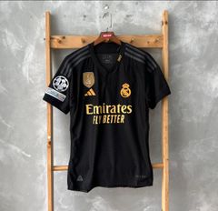 ÁO ĐẤU REAL MADRID SÂN KHÁCH THỨ BA ĐEN BẢN PLAYER - LOGO ÉP MÙA GIẢI 2023/2024 ( KHÔNG CÓ PATCH)