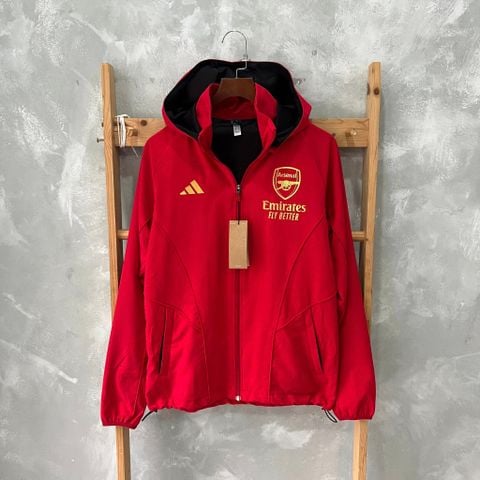 ÁO KHOÁC GIÓ ARSENAL ĐỎ TRƠN LOGO VÀNG GOLD 2023/24